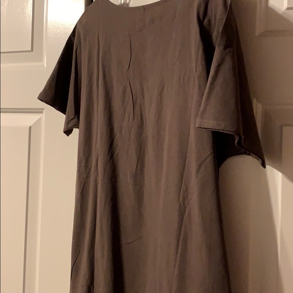 Ladies top - Picture 3 of 4